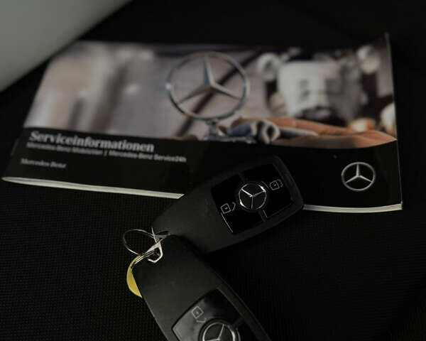 Белый Мерседес Sprinter, объемом двигателя 2.14 л и пробегом 233 тыс. км за 21700 $, фото 42 на Automoto.ua