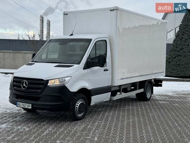 Белый Мерседес Sprinter, объемом двигателя 2.2 л и пробегом 260 тыс. км за 33000 $, фото 3 на Automoto.ua