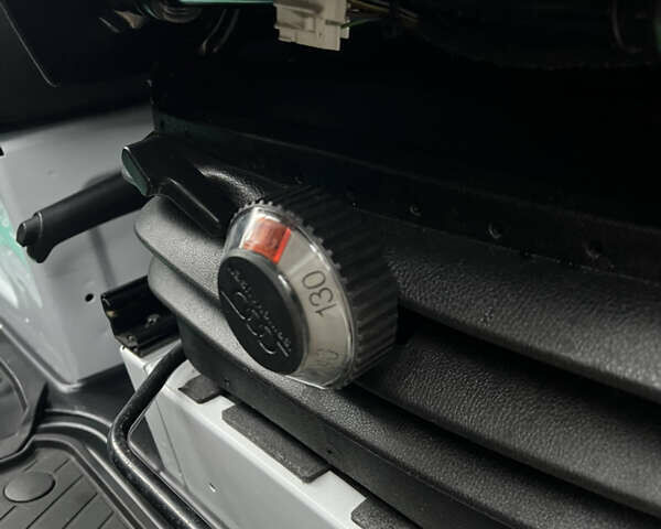 Белый Мерседес Sprinter, объемом двигателя 2.14 л и пробегом 295 тыс. км за 26900 $, фото 14 на Automoto.ua