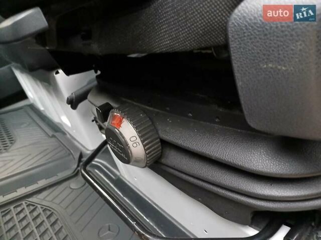 Белый Мерседес Sprinter, объемом двигателя 2.14 л и пробегом 386 тыс. км за 23600 $, фото 20 на Automoto.ua