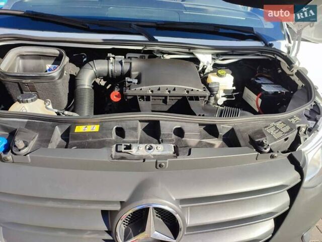 Белый Мерседес Sprinter, объемом двигателя 2.2 л и пробегом 273 тыс. км за 27800 $, фото 12 на Automoto.ua