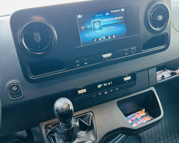 Білий Мерседес Sprinter, об'ємом двигуна 2.2 л та пробігом 236 тис. км за 25500 $, фото 17 на Automoto.ua