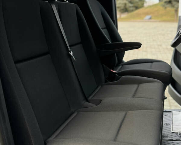 Белый Мерседес Sprinter, объемом двигателя 2.14 л и пробегом 233 тыс. км за 21700 $, фото 30 на Automoto.ua