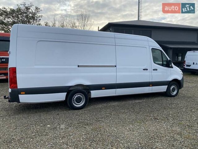 Белый Мерседес Sprinter, объемом двигателя 2.2 л и пробегом 256 тыс. км за 24500 $, фото 20 на Automoto.ua