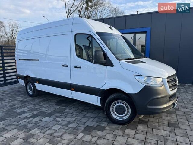 Белый Мерседес Sprinter, объемом двигателя 2.2 л и пробегом 364 тыс. км за 26500 $, фото 6 на Automoto.ua