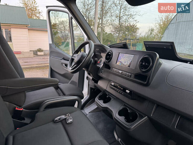 Мерседес Sprinter 2019 в Ровно на Automoto.ua Белый Мерседес Sprinter, объемом двигателя 2.2 л и пробегом 269 тыс. км за 34800 $, фото 44 на Automoto.ua