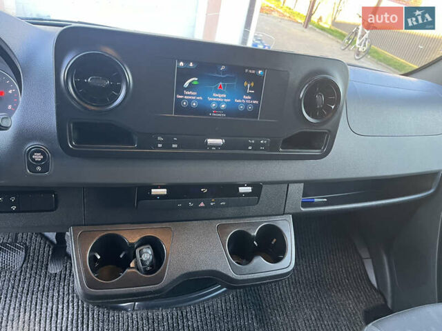 Білий Мерседес Sprinter, об'ємом двигуна 2.14 л та пробігом 300 тис. км за 22900 $, фото 30 на Automoto.ua
