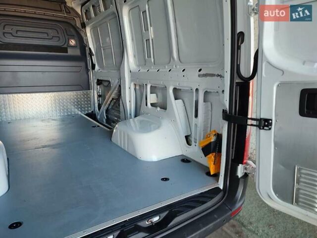 Білий Мерседес Sprinter, об'ємом двигуна 2.2 л та пробігом 274 тис. км за 27800 $, фото 32 на Automoto.ua