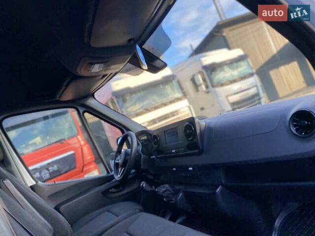 Белый Мерседес Sprinter, объемом двигателя 2.2 л и пробегом 165 тыс. км за 23350 $, фото 38 на Automoto.ua