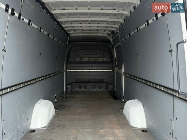 Белый Мерседес Sprinter, объемом двигателя 0 л и пробегом 350 тыс. км за 26400 $, фото 16 на Automoto.ua