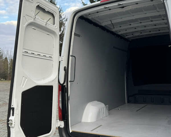 Белый Мерседес Sprinter, объемом двигателя 2.14 л и пробегом 233 тыс. км за 21700 $, фото 41 на Automoto.ua