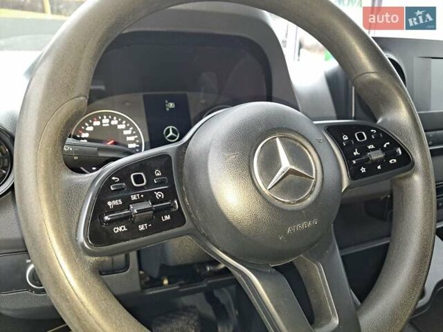 Белый Мерседес Sprinter, объемом двигателя 22 л и пробегом 256 тыс. км за 26500 $, фото 6 на Automoto.ua