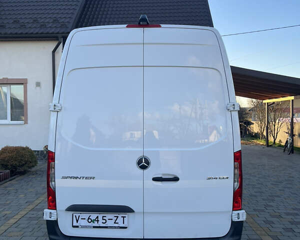 Білий Мерседес Sprinter, об'ємом двигуна 2.14 л та пробігом 300 тис. км за 22900 $, фото 53 на Automoto.ua