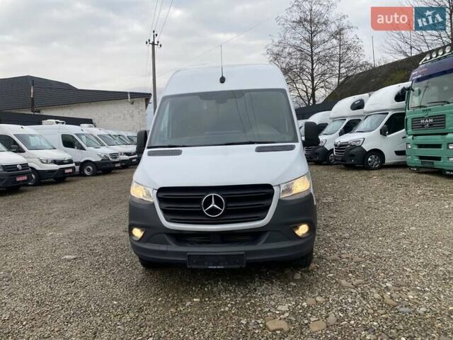 Белый Мерседес Sprinter, объемом двигателя 2.2 л и пробегом 165 тыс. км за 22880 $, фото 18 на Automoto.ua