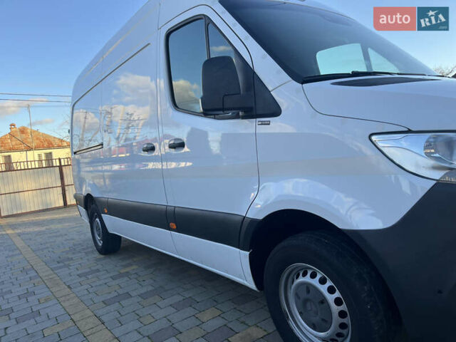 Білий Мерседес Sprinter, об'ємом двигуна 2.14 л та пробігом 300 тис. км за 22900 $, фото 4 на Automoto.ua