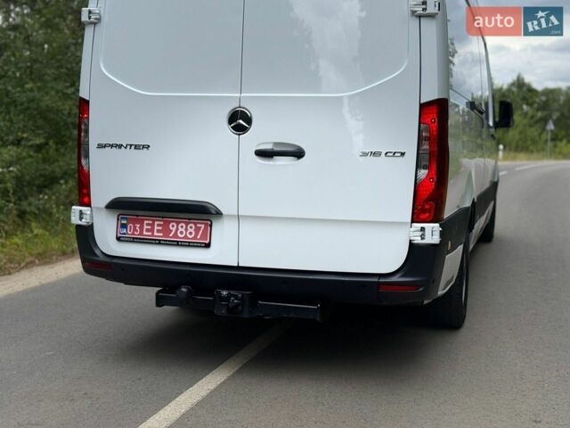 Білий Мерседес Sprinter, об'ємом двигуна 2.14 л та пробігом 263 тис. км за 28500 $, фото 19 на Automoto.ua