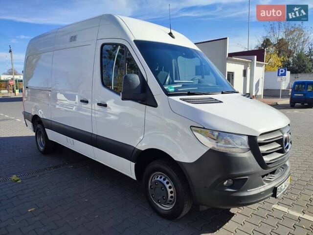 Белый Мерседес Sprinter, объемом двигателя 2.2 л и пробегом 273 тыс. км за 27800 $, фото 3 на Automoto.ua