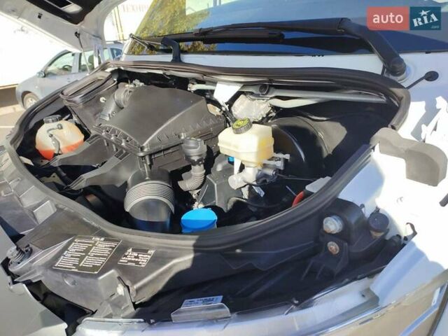 Білий Мерседес Sprinter, об'ємом двигуна 2.2 л та пробігом 274 тис. км за 27800 $, фото 15 на Automoto.ua