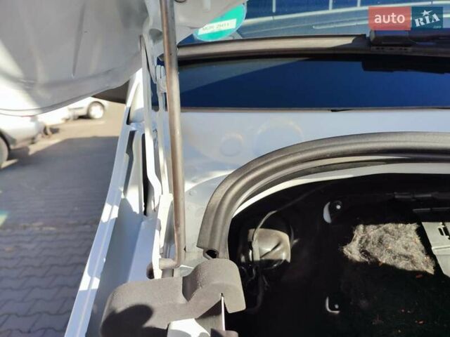 Білий Мерседес Sprinter, об'ємом двигуна 2.2 л та пробігом 274 тис. км за 27800 $, фото 10 на Automoto.ua