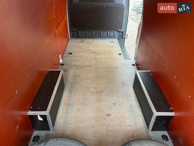 Белый Мерседес Sprinter, объемом двигателя 2.99 л и пробегом 538 тыс. км за 33500 $, фото 28 на Automoto.ua
