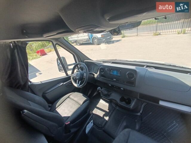 Белый Мерседес Sprinter, объемом двигателя 3 л и пробегом 454 тыс. км за 35500 $, фото 8 на Automoto.ua