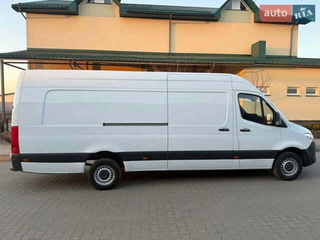 Белый Мерседес Sprinter, объемом двигателя 2.14 л и пробегом 293 тыс. км за 23900 $, фото 7 на Automoto.ua
