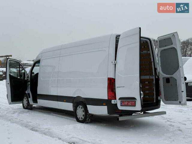 Белый Мерседес Sprinter, объемом двигателя 2.2 л и пробегом 186 тыс. км за 27300 $, фото 43 на Automoto.ua