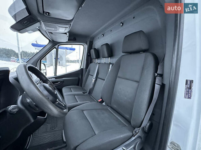 Белый Мерседес Sprinter, объемом двигателя 2.14 л и пробегом 291 тыс. км за 25500 $, фото 25 на Automoto.ua