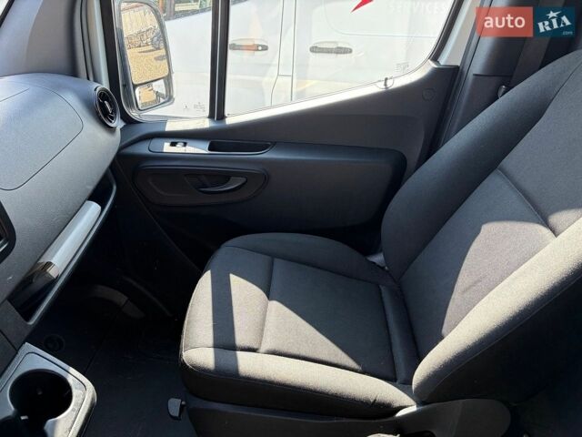 Білий Мерседес Sprinter, об'ємом двигуна 2.14 л та пробігом 269 тис. км за 18900 $, фото 28 на Automoto.ua