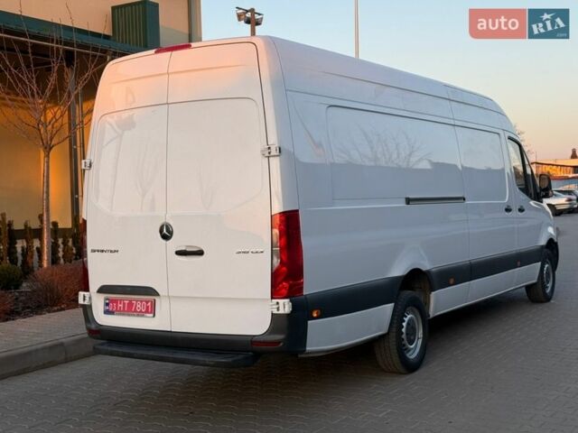 Белый Мерседес Sprinter, объемом двигателя 2.14 л и пробегом 293 тыс. км за 23900 $, фото 6 на Automoto.ua