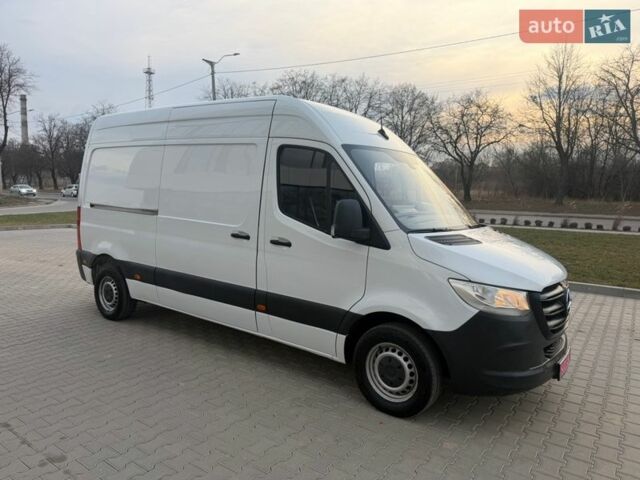 Белый Мерседес Sprinter, объемом двигателя 2.14 л и пробегом 260 тыс. км за 23500 $, фото 6 на Automoto.ua