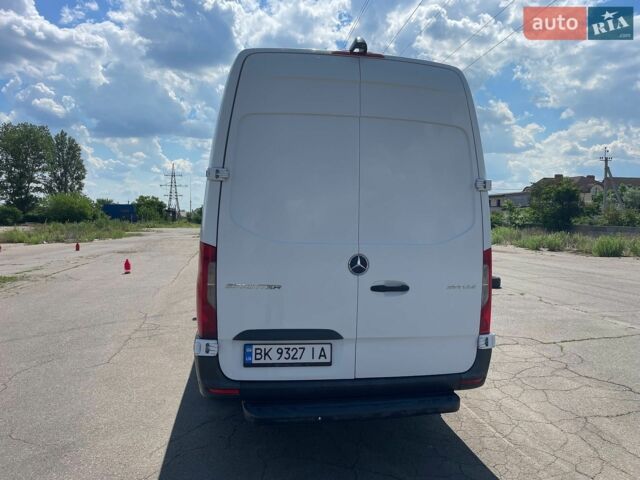Белый Мерседес Sprinter, объемом двигателя 2.14 л и пробегом 440 тыс. км за 20550 $, фото 9 на Automoto.ua