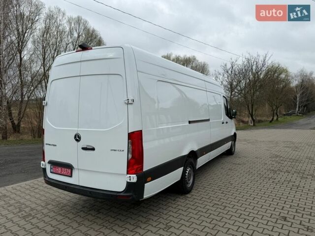 Белый Мерседес Sprinter, объемом двигателя 0 л и пробегом 350 тыс. км за 26400 $, фото 7 на Automoto.ua