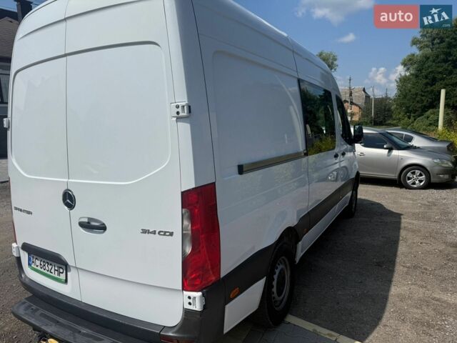 Белый Мерседес Sprinter, объемом двигателя 2.14 л и пробегом 200 тыс. км за 25500 $, фото 4 на Automoto.ua