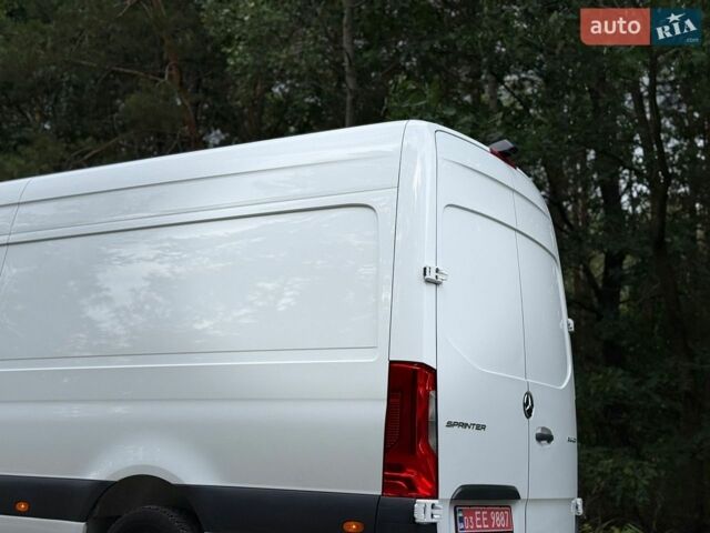 Білий Мерседес Sprinter, об'ємом двигуна 2.14 л та пробігом 263 тис. км за 28500 $, фото 27 на Automoto.ua