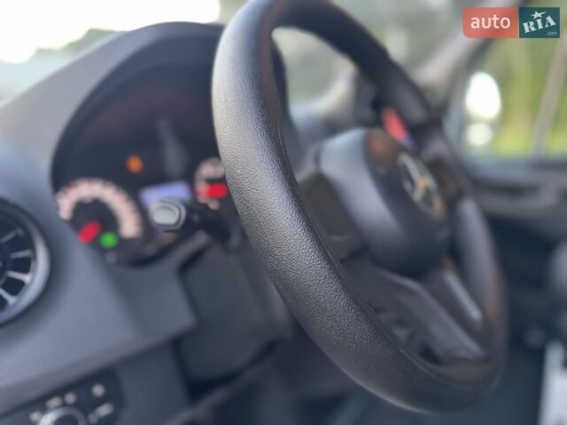 Білий Мерседес Sprinter, об'ємом двигуна 2.14 л та пробігом 261 тис. км за 24900 $, фото 30 на Automoto.ua