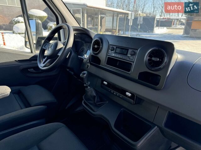 Білий Мерседес Sprinter, об'ємом двигуна 2.2 л та пробігом 201 тис. км за 36900 $, фото 37 на Automoto.ua