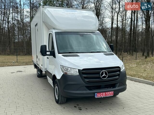 Белый Мерседес Sprinter, объемом двигателя 2.1 л и пробегом 71 тыс. км за 29999 $, фото 1 на Automoto.ua