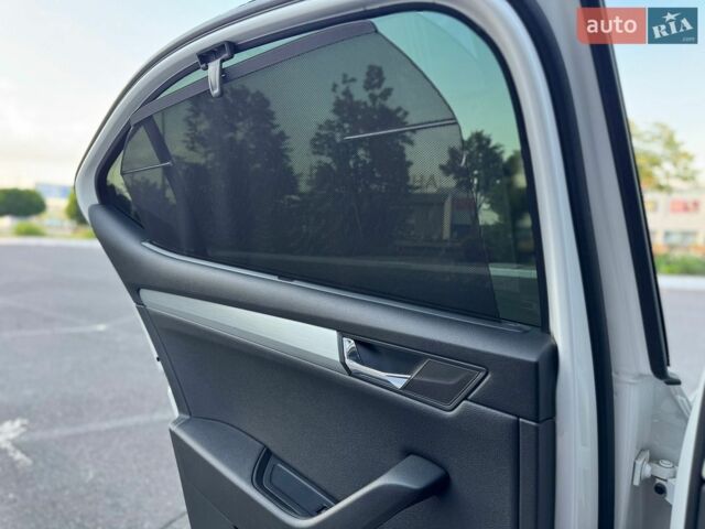 Белый Мерседес Sprinter, объемом двигателя 2.2 л и пробегом 247 тыс. км за 21600 $, фото 5 на Automoto.ua