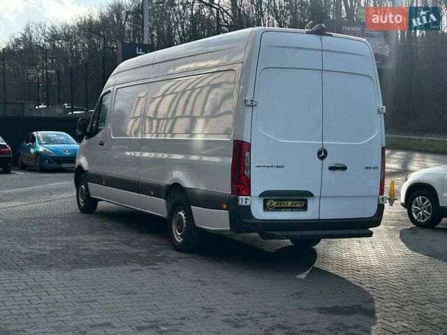 Белый Мерседес Sprinter, объемом двигателя 2.14 л и пробегом 224 тыс. км за 26000 $, фото 3 на Automoto.ua