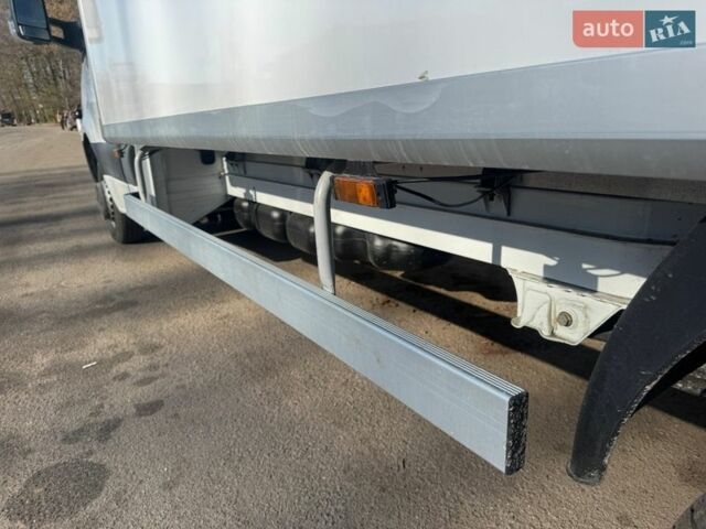 Білий Мерседес Sprinter, об'ємом двигуна 2.2 л та пробігом 373 тис. км за 31000 $, фото 9 на Automoto.ua