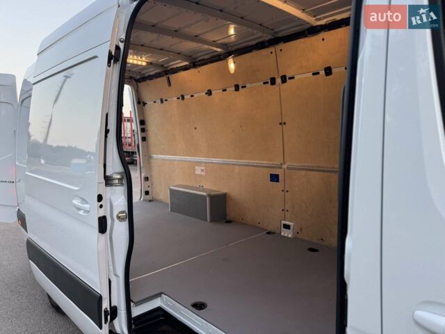 Белый Мерседес Sprinter, объемом двигателя 2.14 л и пробегом 261 тыс. км за 24900 $, фото 57 на Automoto.ua