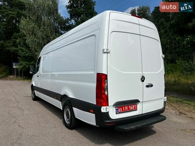 Білий Мерседес Sprinter, об'ємом двигуна 0 л та пробігом 325 тис. км за 23800 $, фото 6 на Automoto.ua