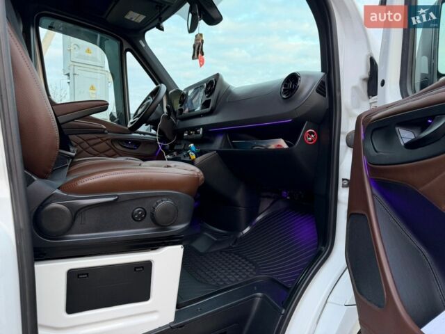 Білий Мерседес Sprinter, об'ємом двигуна 2.9 л та пробігом 439 тис. км за 39900 $, фото 22 на Automoto.ua