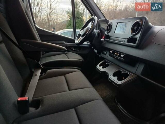 Білий Мерседес Sprinter, об'ємом двигуна 2.2 л та пробігом 296 тис. км за 23999 $, фото 8 на Automoto.ua