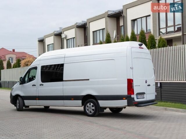 Білий Мерседес Sprinter, об'ємом двигуна 2.99 л та пробігом 250 тис. км за 1111 $, фото 34 на Automoto.ua
