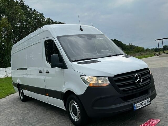 Белый Мерседес Sprinter, объемом двигателя 2.2 л и пробегом 220 тыс. км за 23700 $, фото 1 на Automoto.ua