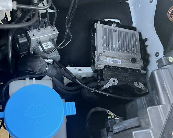 Білий Мерседес Sprinter, об'ємом двигуна 2.14 л та пробігом 300 тис. км за 22900 $, фото 80 на Automoto.ua