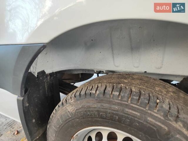 Белый Мерседес Sprinter, объемом двигателя 2.14 л и пробегом 406 тыс. км за 19500 $, фото 22 на Automoto.ua