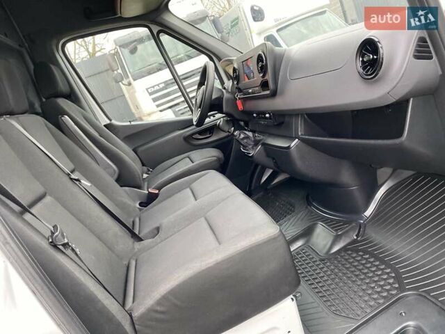 Белый Мерседес Sprinter, объемом двигателя 2.2 л и пробегом 165 тыс. км за 22880 $, фото 28 на Automoto.ua